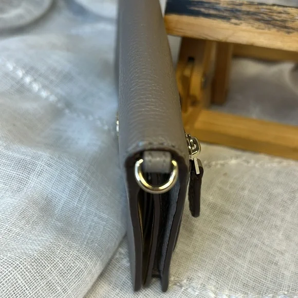 NWOT Coach bifold long leather wallet - Picture 8 of 16